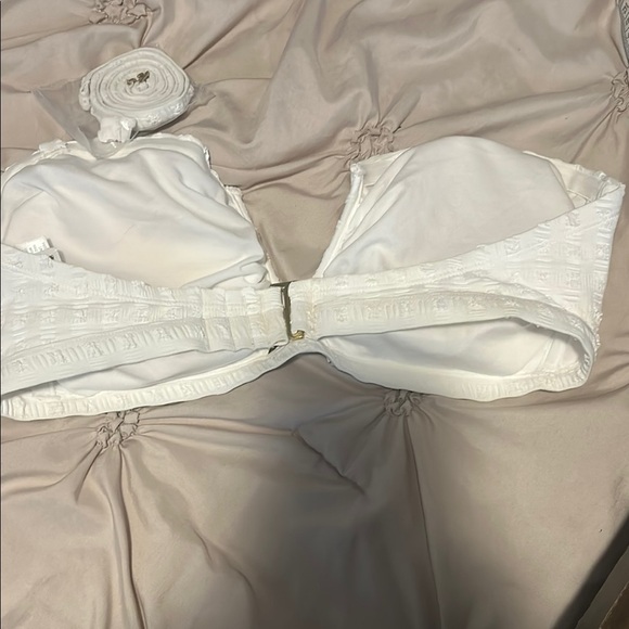 Kona Sol White Textured Bikini Top - Picture 3 of 4